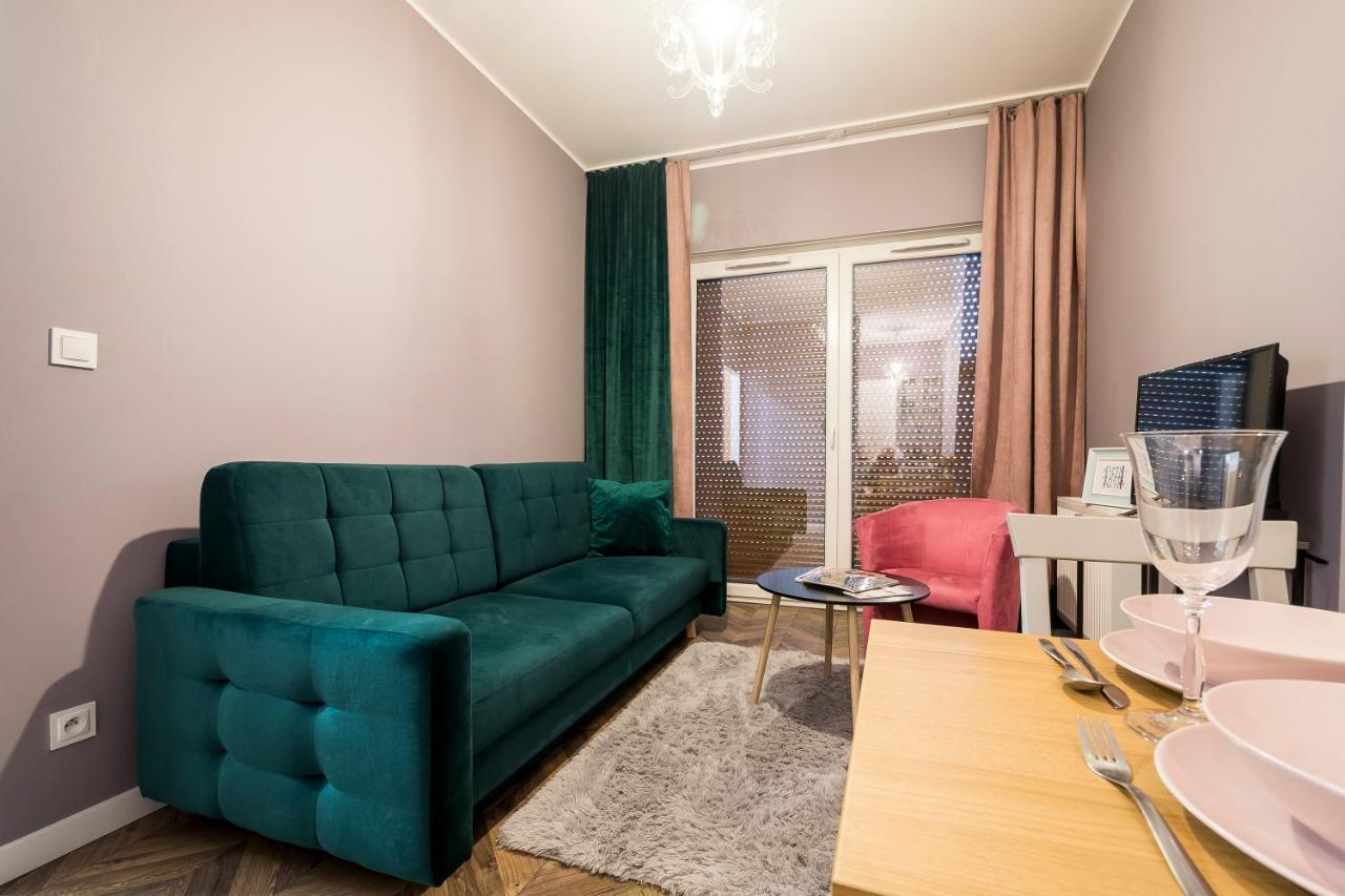 Apartament Z Ogrodkiem I Garazem Poznan Dış mekan fotoğraf