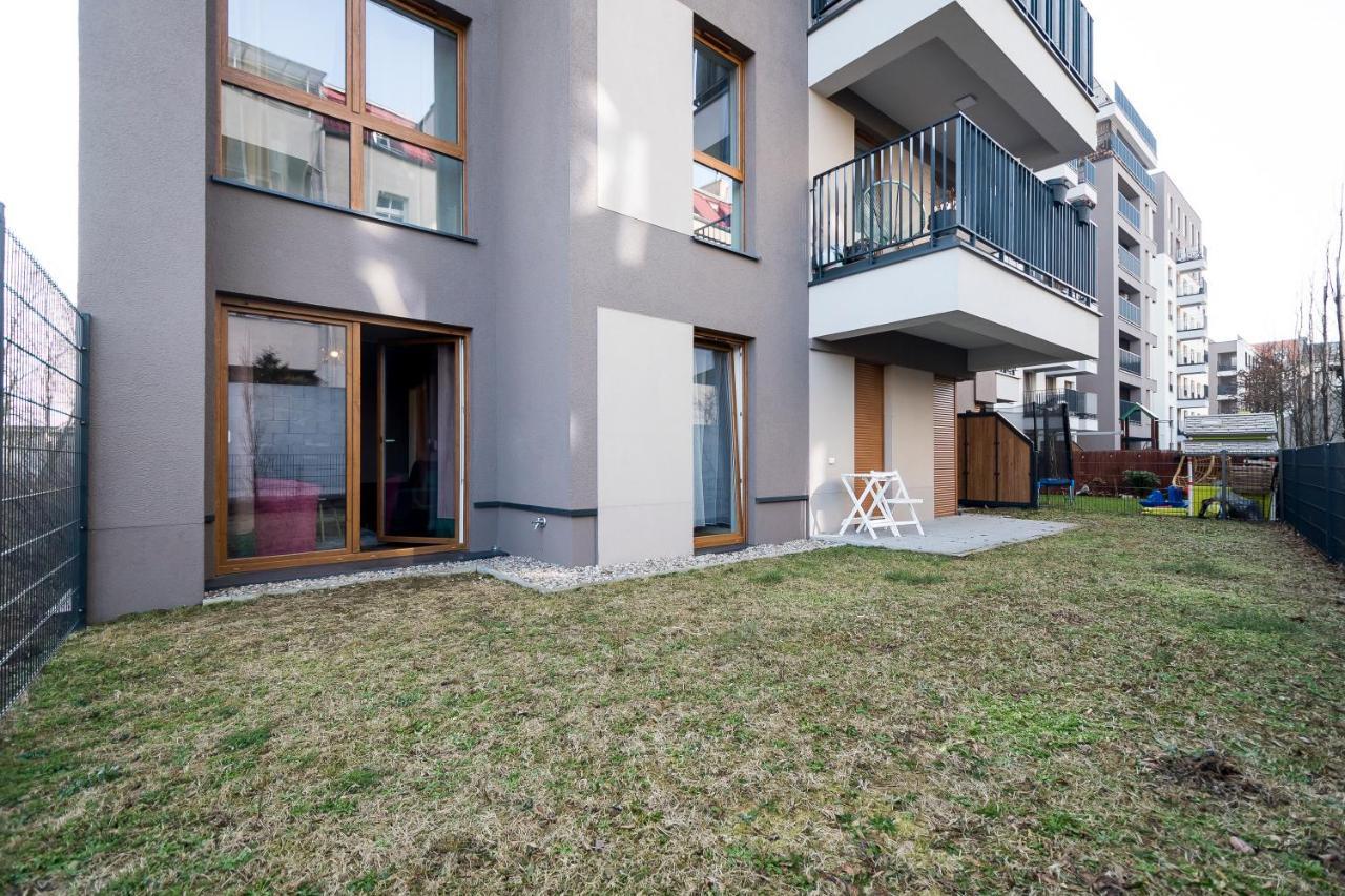Apartament Z Ogrodkiem I Garazem Poznan Dış mekan fotoğraf