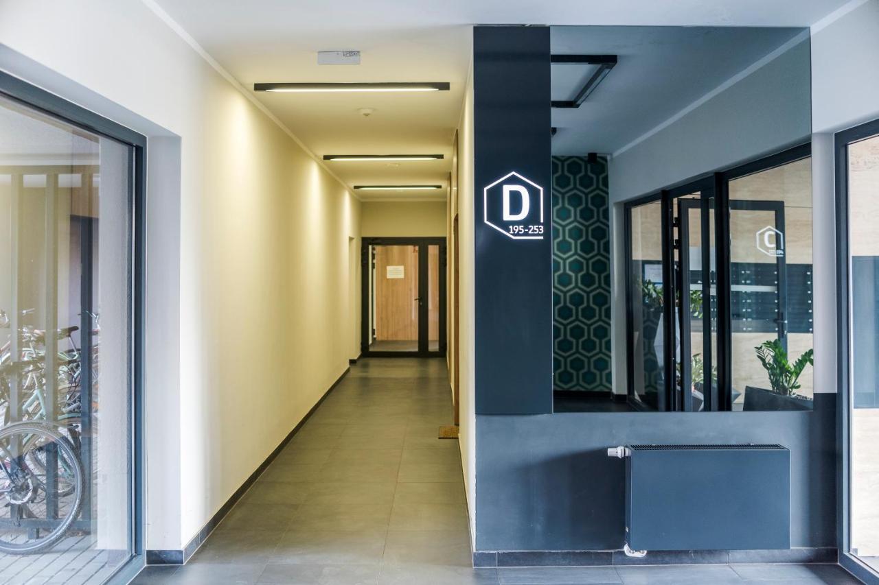 Apartament Z Ogrodkiem I Garazem Poznan Dış mekan fotoğraf
