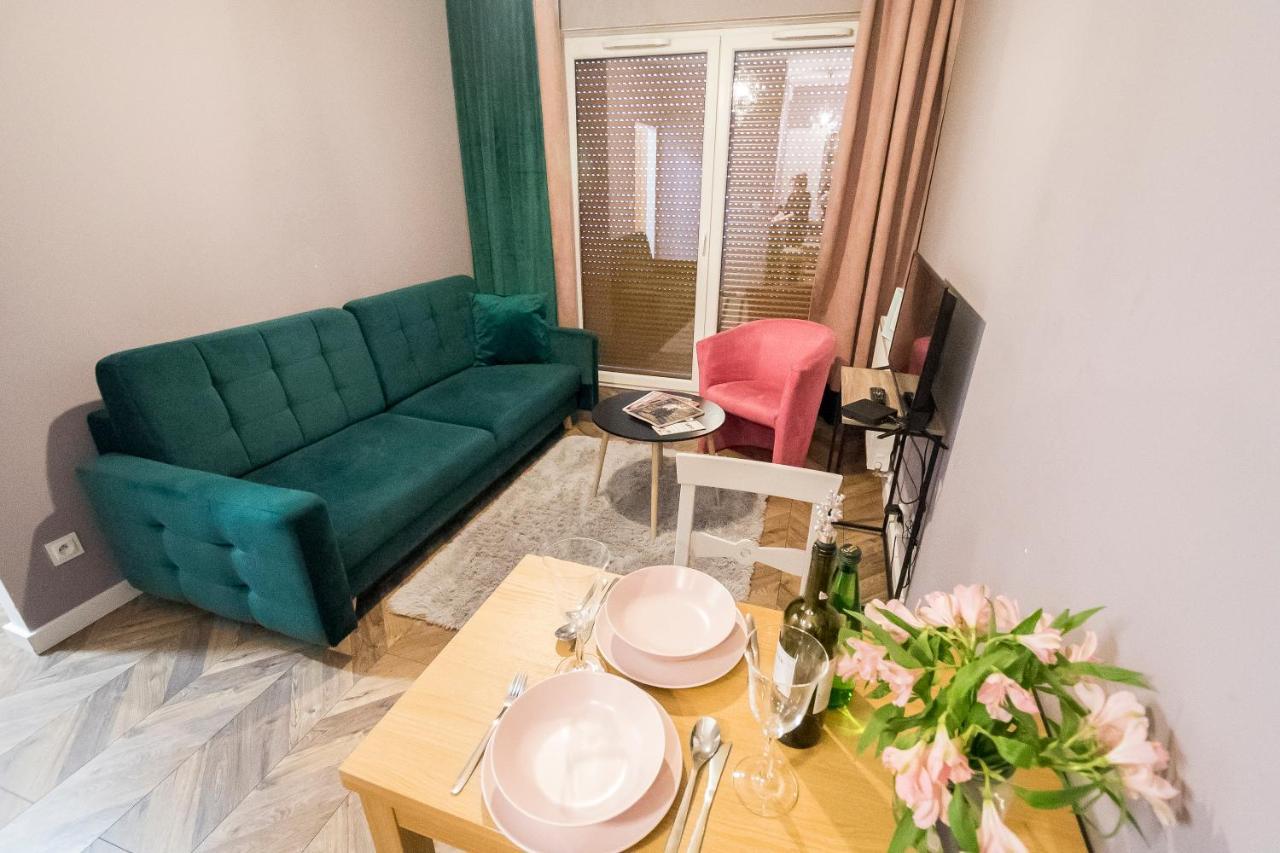 Apartament Z Ogrodkiem I Garazem Poznan Dış mekan fotoğraf