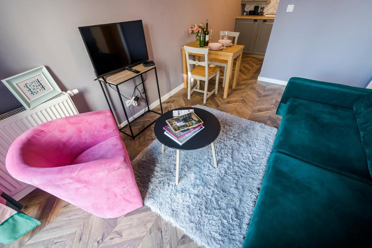 Apartament Z Ogrodkiem I Garazem Poznan Dış mekan fotoğraf