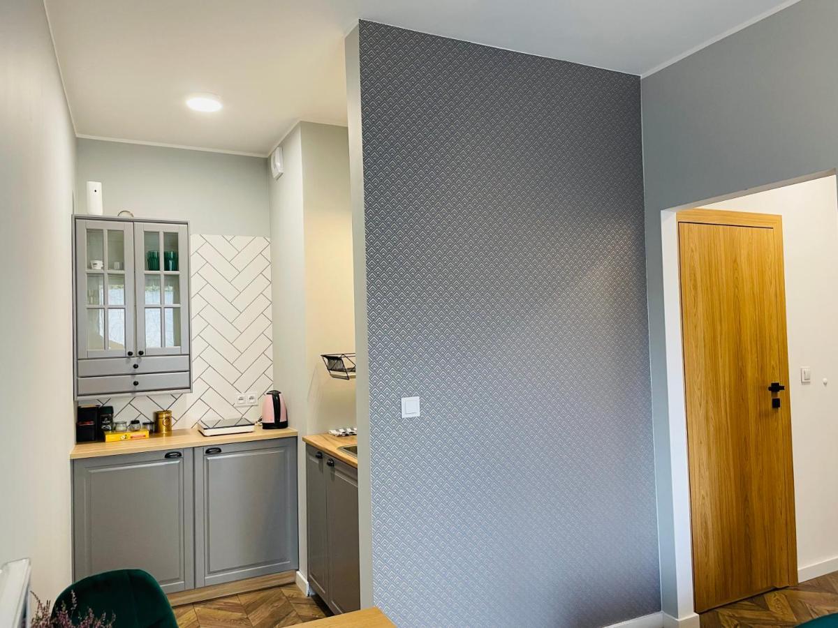 Apartament Z Ogrodkiem I Garazem Poznan Dış mekan fotoğraf