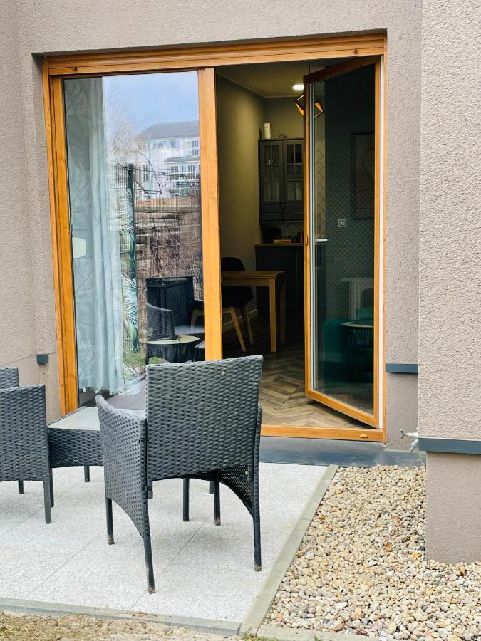 Apartament Z Ogrodkiem I Garazem Poznan Dış mekan fotoğraf