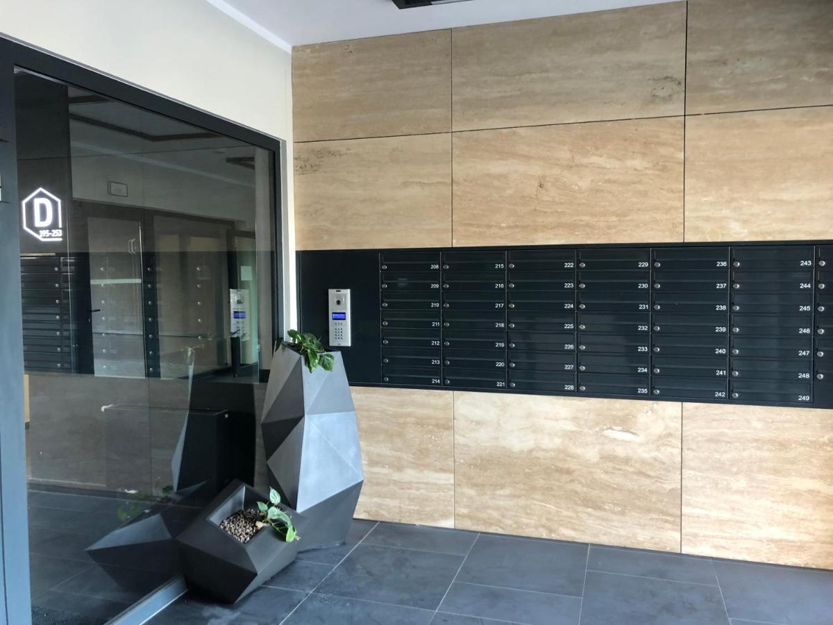 Apartament Z Ogrodkiem I Garazem Poznan Dış mekan fotoğraf